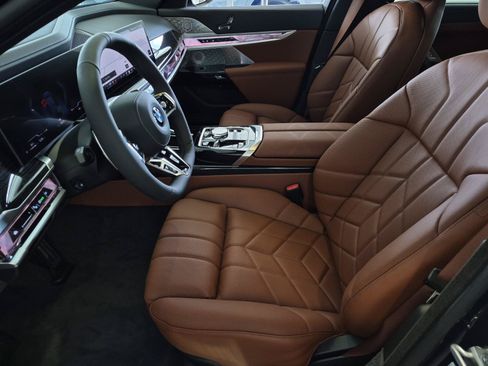 New 2026 BMW 740i w/ Executive Package RWD image 12