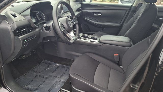 Certified 2023 Nissan Sentra SV FWD image 9