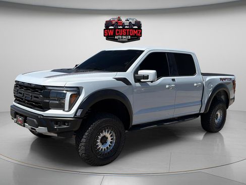 Used 2025 Ford F150 Raptor AWD/4WD image 3