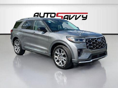 Used 2025 Ford Explorer Platinum w/ Ultimate Package AWD/4WD image 1