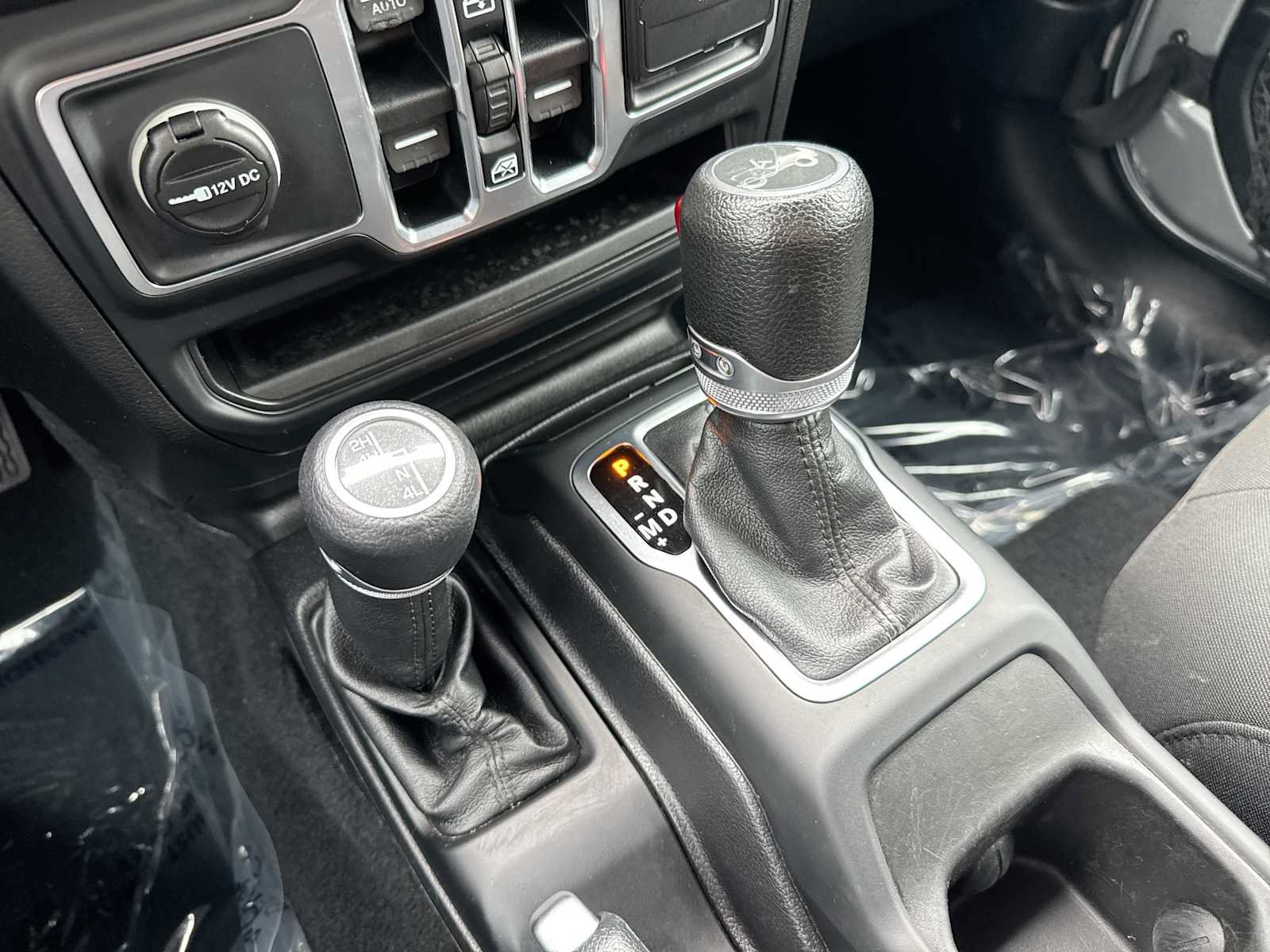 Used 2018 Jeep Wrangler Unlimited Sport S AWD/4WD image 21