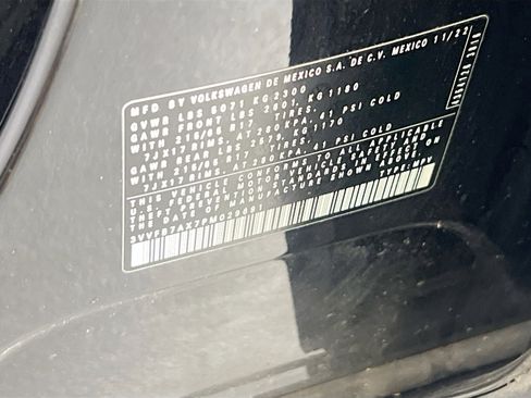 Used 2023 Volkswagen Tiguan S image 30