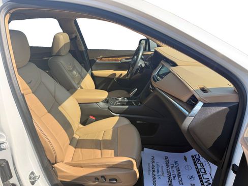 Used 2023 Cadillac XT5 Sportv w/ Platinum Package AWD/4WD image 27