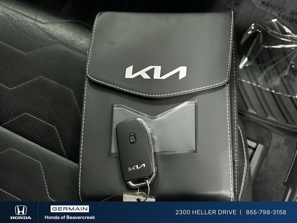 Used 2022 Kia Telluride SX w/ SX Prestige Package AWD/4WD image 32