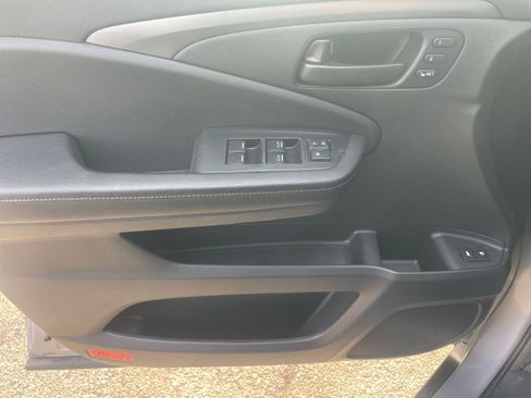 Used 2024 Honda Passport EX-L image 18