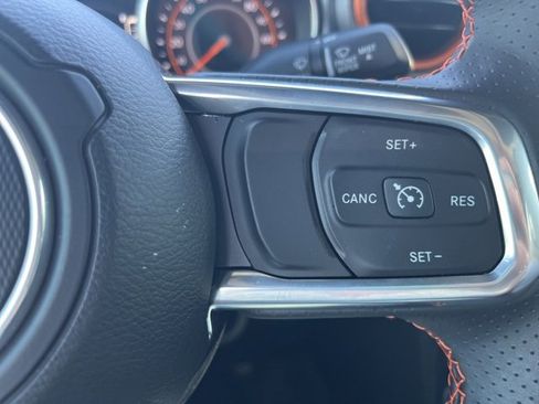 Used 2023 Jeep Gladiator Mojave w/ Cold Weather Group image 28