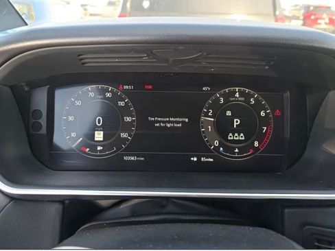 Used 2020 Land Rover Range Rover Sport HSE image 6