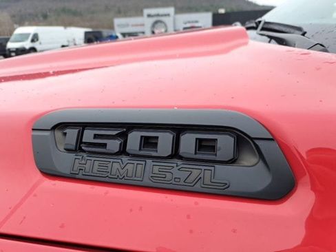 Used 2021 RAM 1500 Big Horn w/ Built-to-serve Edition image 11