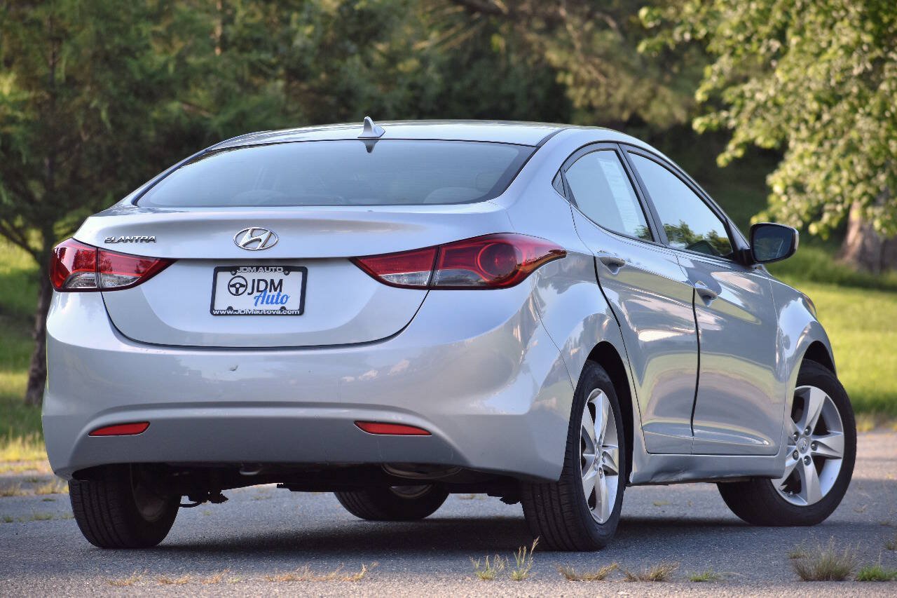 Used 2012 Hyundai Elantra GLS w/ Preferred Pkg 3 FWD image 5