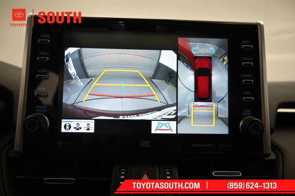 Used 2022 Toyota RAV4 Limited AWD/4WD image 17