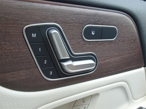 Used 2023 Mercedes-Benz GLA 250 4MATIC image 22