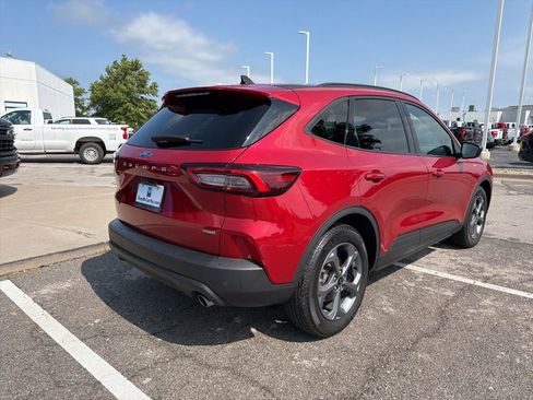 Used 2025 Ford Escape ST-Line w/ Equipment Group 301A FWD image 3
