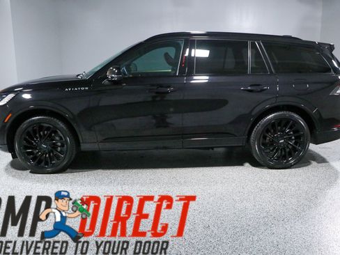 Used 2025 Lincoln Aviator Reserve w/ Jet Appearance Package AWD/4WD image 10