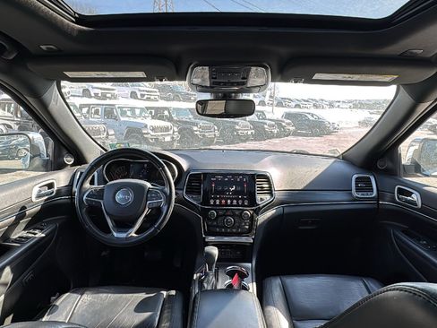 Certified 2019 Jeep Grand Cherokee Limited image 17