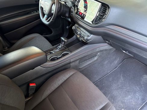 Used 2025 Dodge Durango GT AWD/4WD image 19