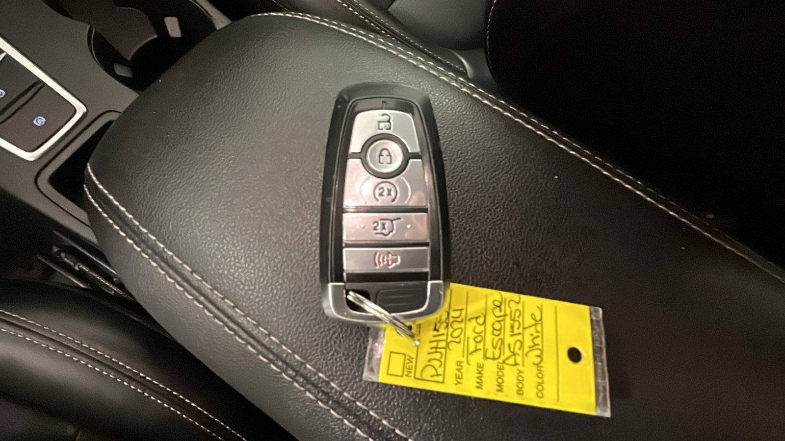 Used 2024 Ford Escape Platinum AWD/4WD image 24