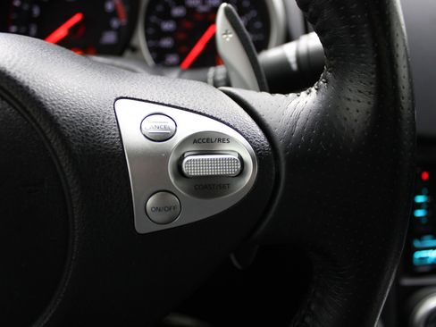 Used 2012 Nissan 370Z Roadster RWD image 30