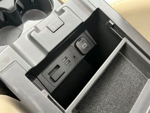 Used 2017 MAZDA CX-5 Touring w/ Preferred Equipment Package image 33