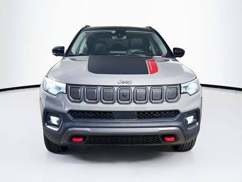 Used 2022 Jeep Compass Trailhawk w/ Trailhawk Elite Group AWD/4WD image 3