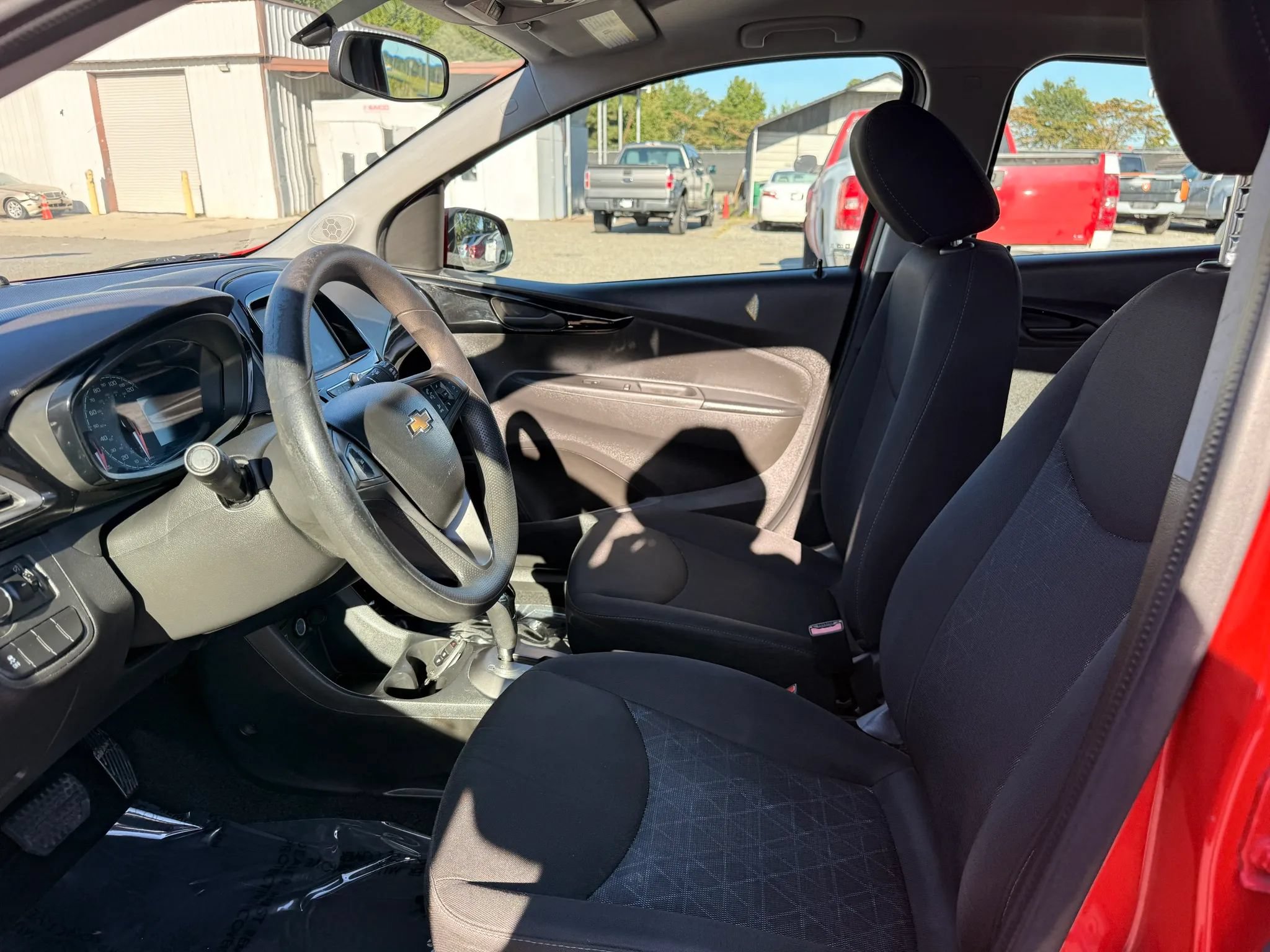 Used 2021 Chevrolet Spark LT FWD image 2
