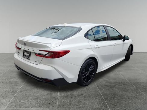Certified 2025 Toyota Camry SE FWD image 7