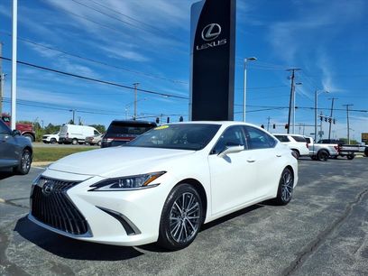 Certified 2024 Lexus ES 350 w/ Premium Package
