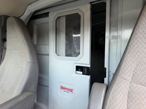 Used 2020 Chevrolet Express 3500 w/ Power Convenience Package RWD image 24