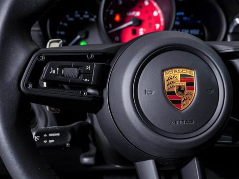 Certified 2022 Porsche Macan GTS image 20