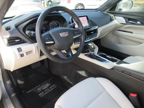 Used 2023 Cadillac CT4 Luxury w/ Sun And Sound Package RWD image 17