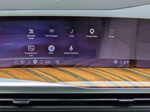 Certified 2025 Cadillac Escalade Premium Luxury Platinum w/ LPO, Radiant Package RWD image 20