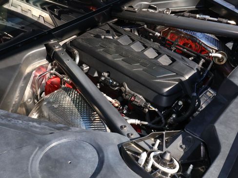 Used 2025 Chevrolet Corvette Stingray Coupe w/ 1LT image 22