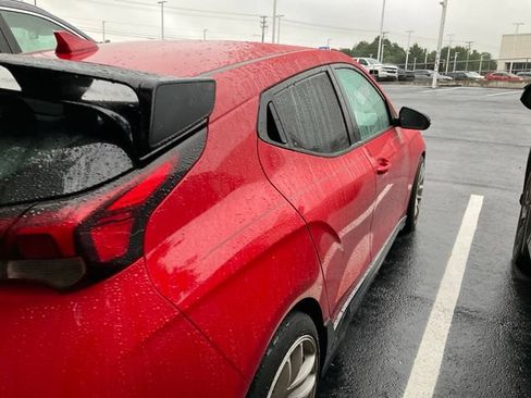 Used 2020 Hyundai Veloster N w/ Performance Package FWD image 5