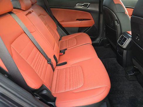 Used 2023 Kia Sportage SX image 25