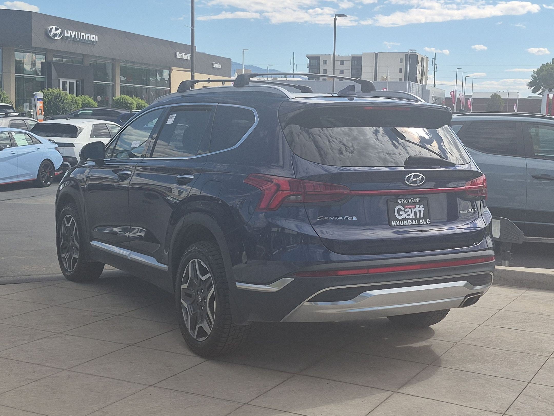 Used 2022 Hyundai Santa Fe Limited AWD/4WD image 7