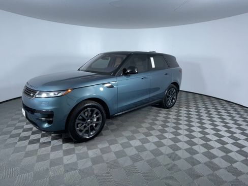 Used 2023 Land Rover Range Rover Sport SE image 4