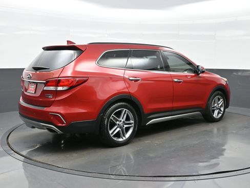 Used 2017 Hyundai Santa Fe Limited image 6