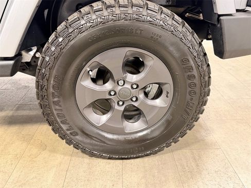 Used 2017 Jeep Wrangler Unlimited Sport image 14