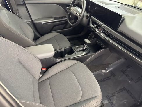 Certified 2025 Kia K4 LXS image 23