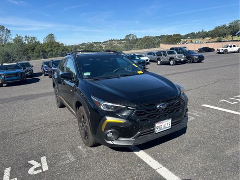 Used 2025 Subaru Crosstrek 2.5i Sport image 3