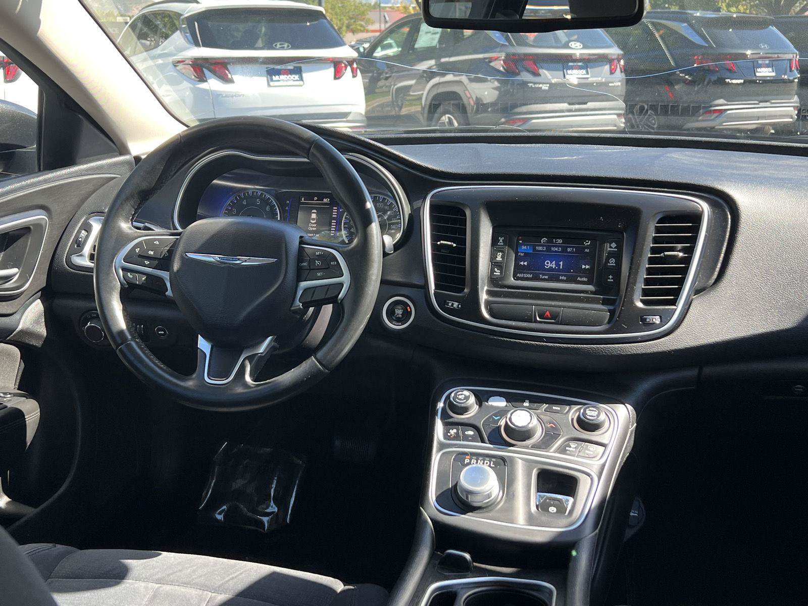 Used 2015 Chrysler 200 Limited w/ Convenience Group FWD image 2