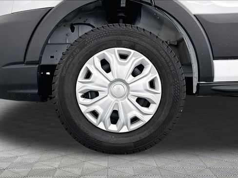 Used 2026 Ford Transit 150 Low Roof RWD image 9