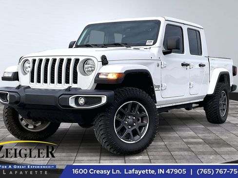 Used 2022 Jeep Gladiator Overland w/ Popular Equipment Package image 1
