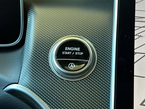 Certified 2024 Mercedes-Benz GLC 300 4MATIC image 29