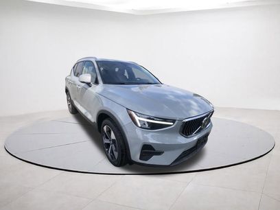 Certified 2025 Volvo XC40 B5 Core w/ Protection Package Premier