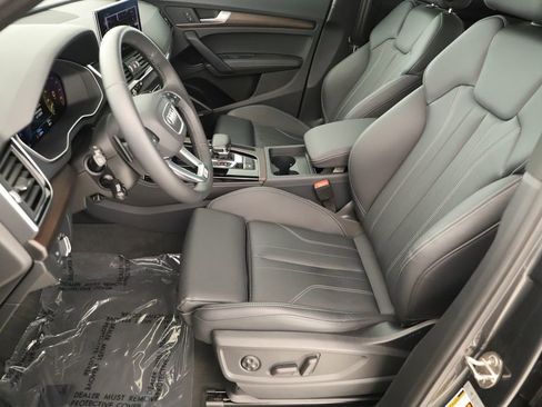 Used 2025 Audi Q5 e Premium Plus w/ Premium Plus Package image 24