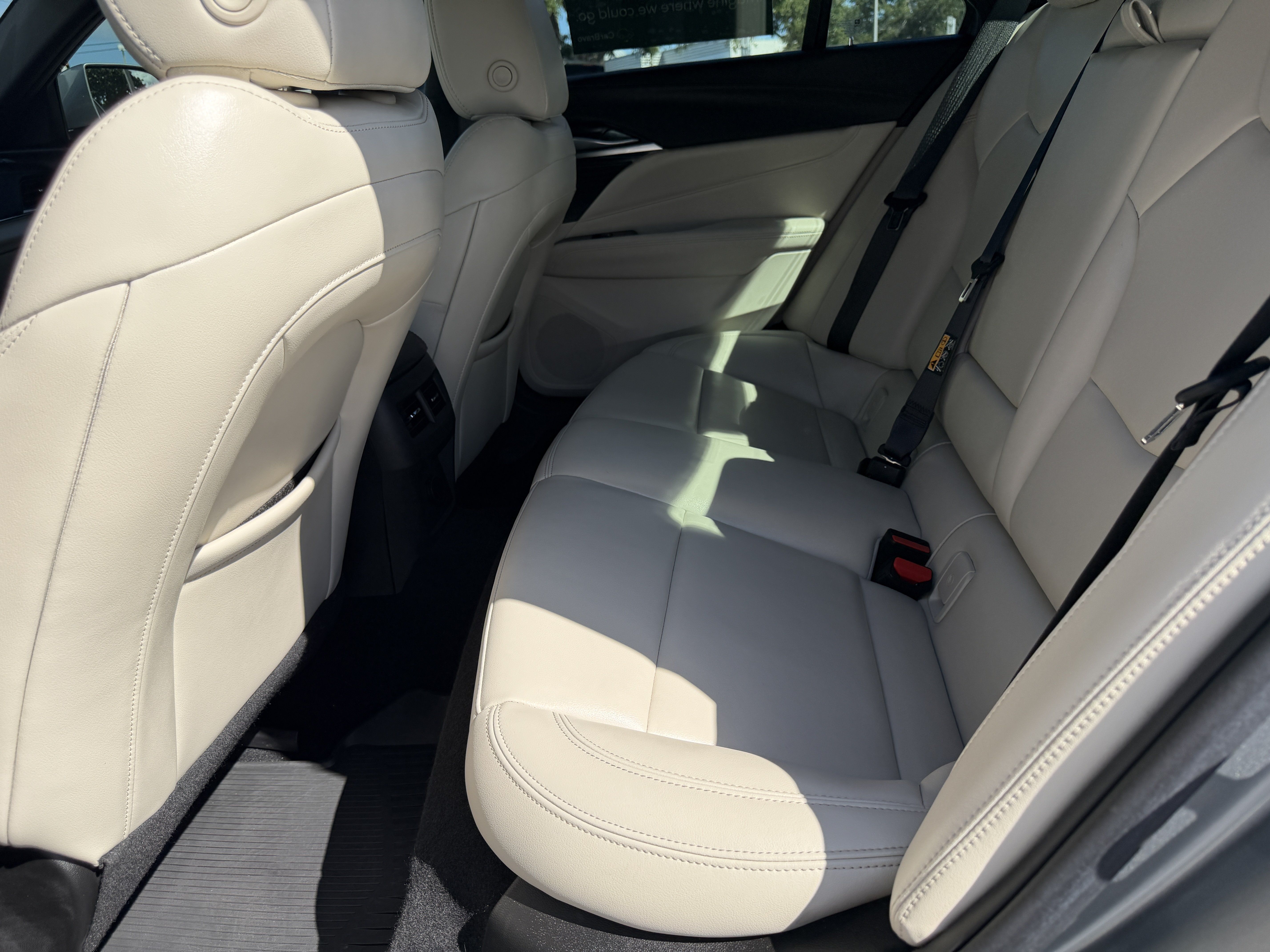 Certified 2024 Cadillac CT4 Luxury RWD image 17