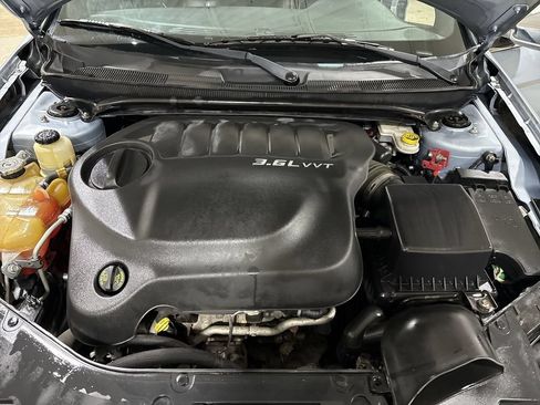 Used 2014 Chrysler 200 Limited w/ Sun/Sound Group FWD image 24