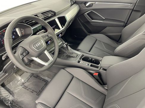 New 2025 Audi Q3 2.0T Premium image 5