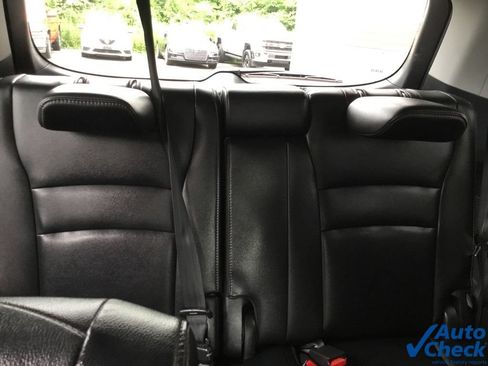 Used 2021 Honda Pilot Touring image 32