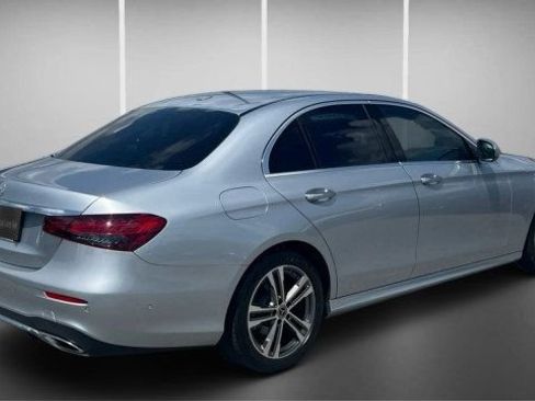 Used 2021 Mercedes-Benz E 350 Sedan w/ Premium Package image 7